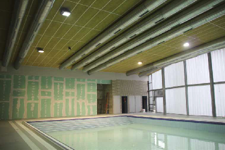 Esztétikus hangelnyelő felületek uszodákba Esztétikus hangelnyelő felületek uszodákba