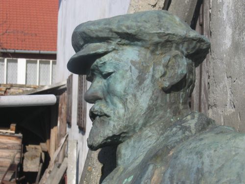 Homlokzattisztítás roncsolás, víz és oldószer nélkül Homlokzattisztítás roncsolás, víz és oldószer nélkül