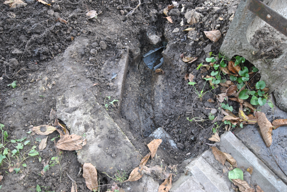 Kút a ház alatt Kút a ház alatt