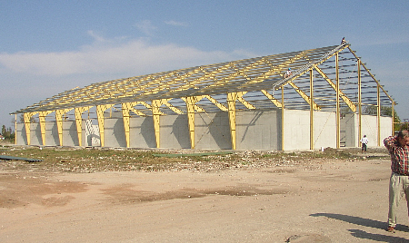 Méretre és funkcióra optimalizált acélcsarnokok Méretre és funkcióra optimalizált acélcsarnokok