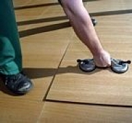 Álpadlók fa- és parafaburkolattal Álpadlók fa- és parafaburkolattal