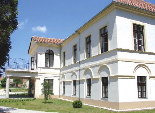 Nedves homlokzatok felújítása szárítóvakolattal