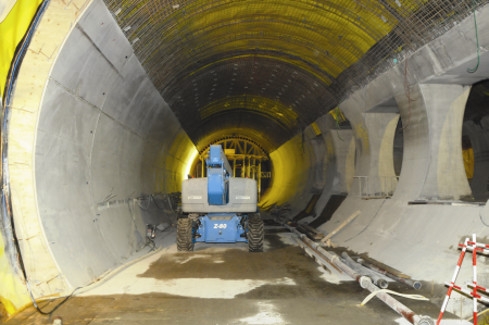 Tetszőleges betonlenyomatok készíthetők a különleges műanyag zsaluhéjjal