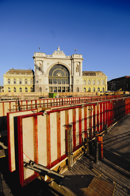 Tetszőleges betonlenyomatok készíthetők a különleges műanyag zsaluhéjjal