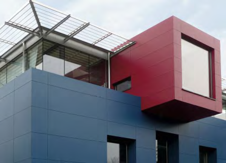 Faszerkezetű, nagytáblás homlokzatburkolat