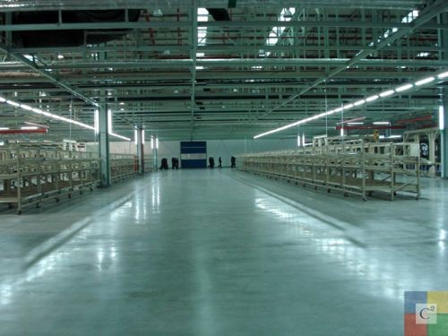 Áttetsző és színes betonkeményítő és tömörítőszerek