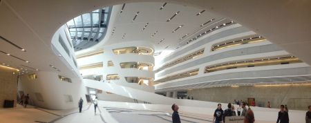 A kifejezés reformja a modern látványbeton-építésben