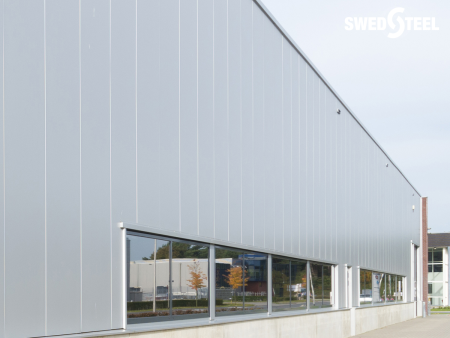 Gazdaságos építkezés hőszigetelt szendvicspaneles burkolattal Gazdaságos építkezés hőszigetelt szendvicspaneles burkolattal