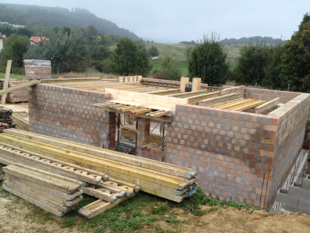 A+-os fal B-30-as falazóelemmel 40 cm alatt