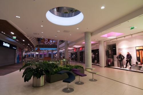 Show-technikai megoldások az Allee világításában