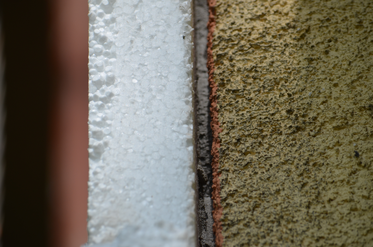 Homlokzati hőszigetelés meglévő hőszigetelő rendszerre