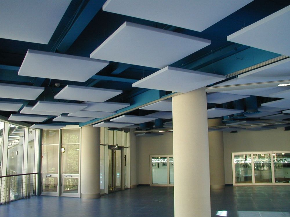 Hangelnyelő panelek, akusztikus testek és burkolatok