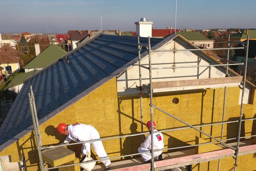 Kell-e vakolat a homlokzati hőszigetelő rendszer alá?