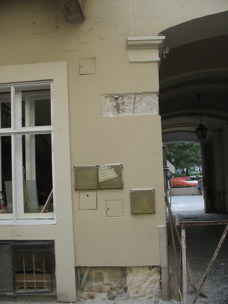 Felújítások és átalakítások tartószerkezeti meglepetései