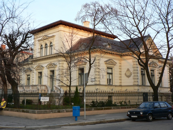 Magastetők vízlevezetésének rejtelmei