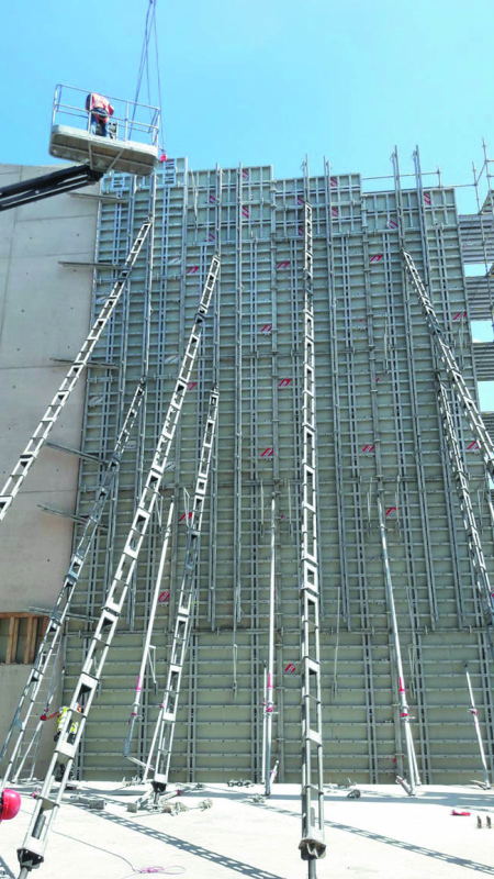 A 21. század zsaluja: extrém magasság, extrém falvastagság