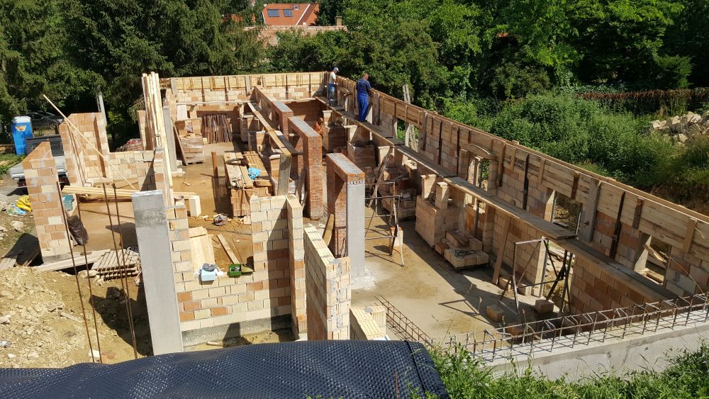 ForrásTégla vályogtégla alkalmazása – 4/3. rész: Vályogtégla bélésfal ForrásTégla vályogtégla alkalmazása – 4/3. rész: Vályogtégla bélésfal