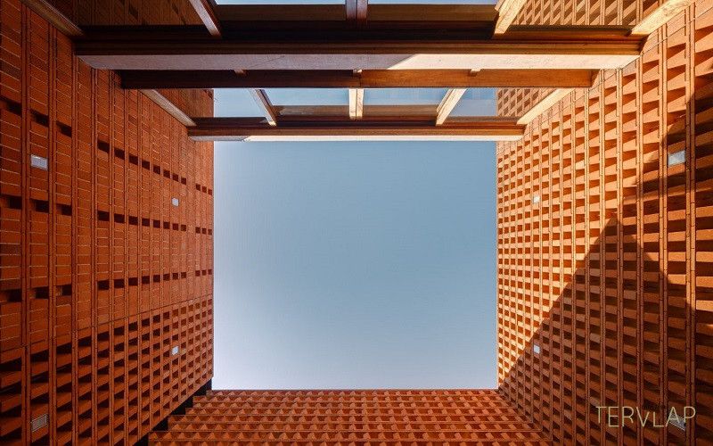 A Sziléziai Egyetem televíziós karának otthona a világ legjobb téglaépülete