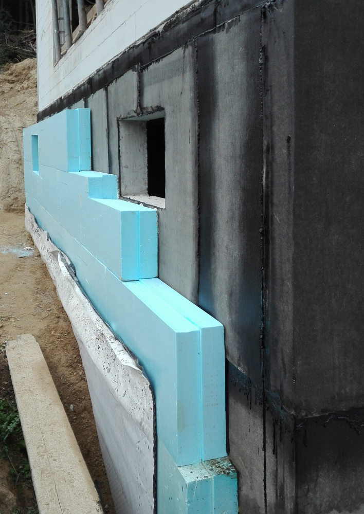 Talajjal érintkező szerkezetek hőszigetelése XPS lapokkal