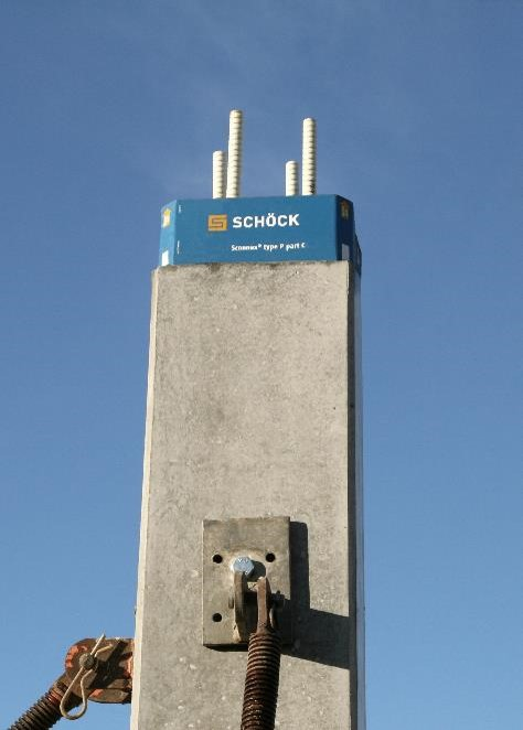 Falak, pillérek függőleges hőhídmegszakítása