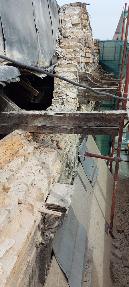 Fagerendás födém károsodása egy százhúsz éves társasházban Fagerendás födém károsodása egy százhúsz éves társasházban