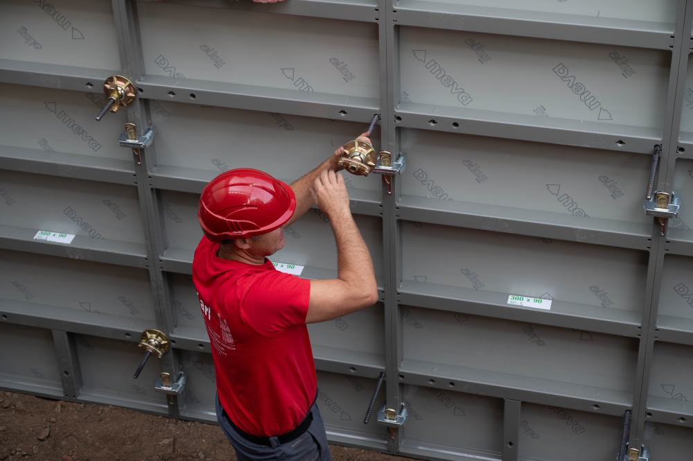 Meva Alufix: minden elemében újrahasznosítható, könnyű falzsaluzat Meva Alufix: minden elemében újrahasznosítható, könnyű falzsaluzat