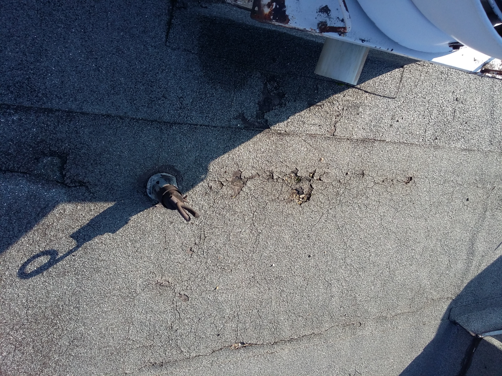 Lapostető-szigetelések jellemző hibái – Mire érdemes figyelni egyenes és fordított rétegrend esetében?