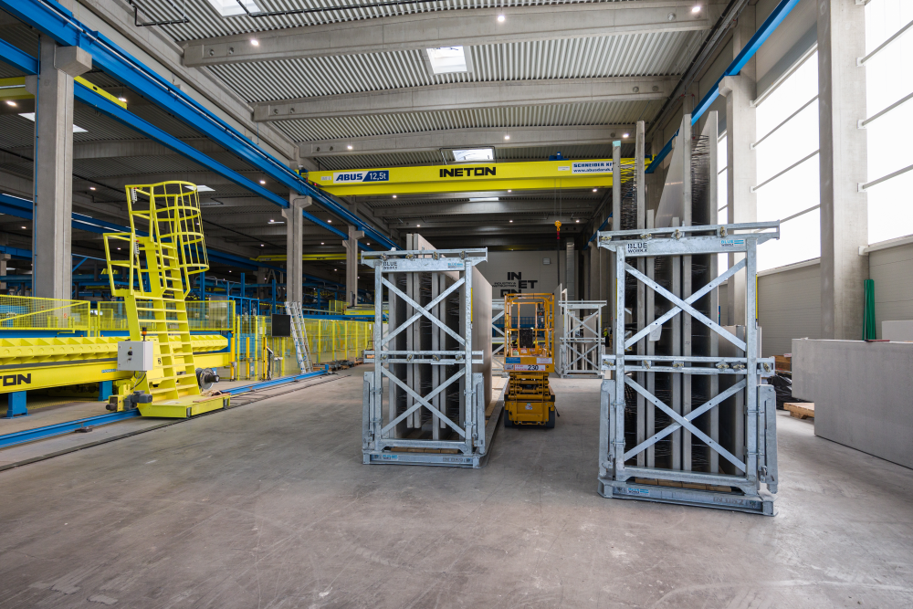 A piaci igényekkel együtt növekszik a gyártás és fejlődik a logisztika