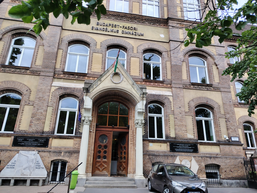 Műemlék iskola bővítése szárazépítéssel