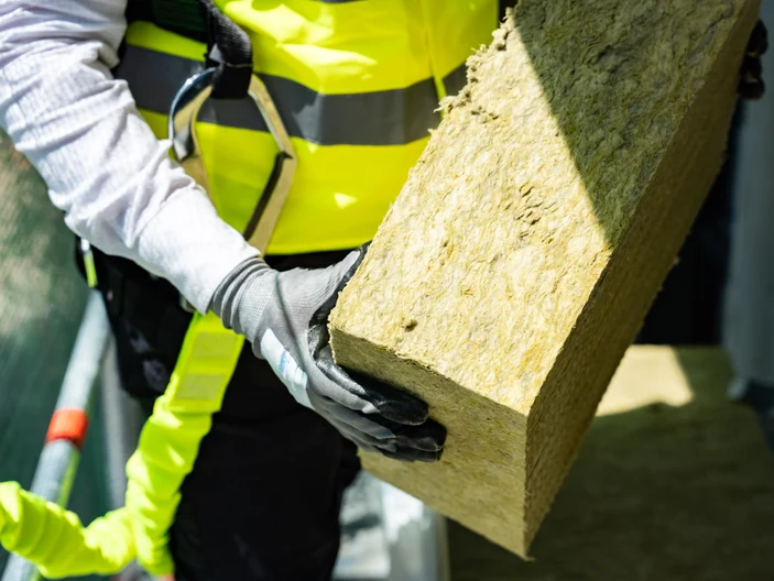 Homlokzati kőzetgyapot: előny a homlokzaton, előny a kivitelezésben Homlokzati kőzetgyapot: előny a homlokzaton, előny a kivitelezésben