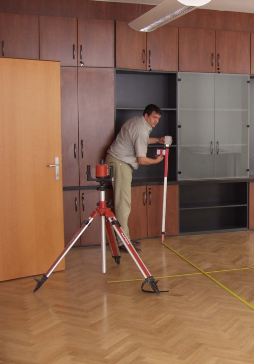 Mennyivel ér kevesebbet a hullámos parkettaburkolat?