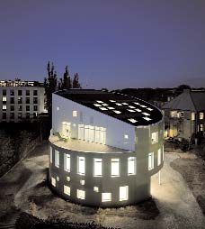 Széndioxid-semleges „világítótorony” épült