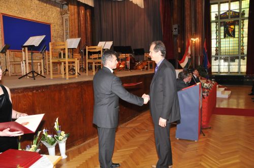 Miniszteri kitüntetést kapott a Mapei ügyvezetője