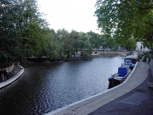 Hajóval Angliában – csatornákon, alagutakban, hidakon át Hajóval Angliában – csatornákon, alagutakban, hidakon át