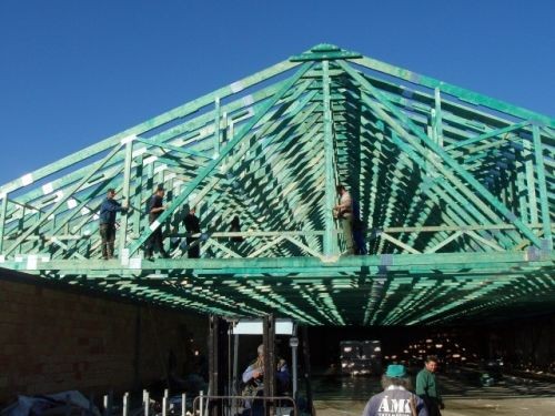 Kis- és közepes fesztávú tetőszerkezetek rácsostartókkal Kis- és közepes fesztávú tetőszerkezetek rácsostartókkal