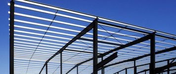 Nagy teherbírású, kis súlyú könnyűszerkezetes épületek Nagy teherbírású, kis súlyú könnyűszerkezetes épületek