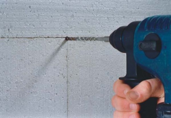 A dübel ellenőrzi önmaga rögzülését A dübel ellenőrzi önmaga rögzülését