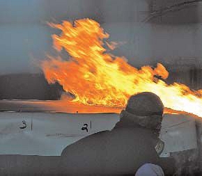 Keményfedésnek megfelelő műanyag lemezes tető