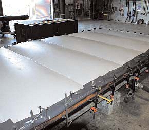 Keményfedésnek megfelelő műanyag lemezes tető