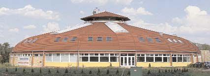 A kő természetessége és az acél ereje