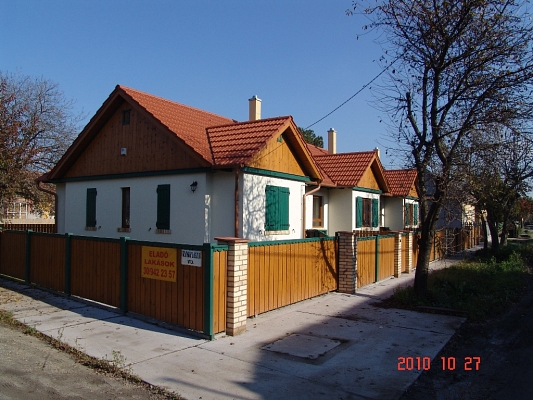 Knittel nyerte a tetőszépségversenyt – a hóhérakasztás elmaradt