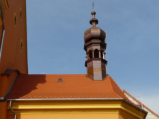 Knittel nyerte a tetőszépségversenyt – a hóhérakasztás elmaradt