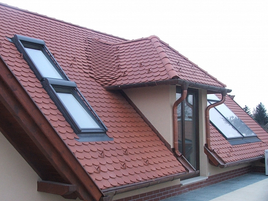 Knittel nyerte a tetőszépségversenyt – a hóhérakasztás elmaradt