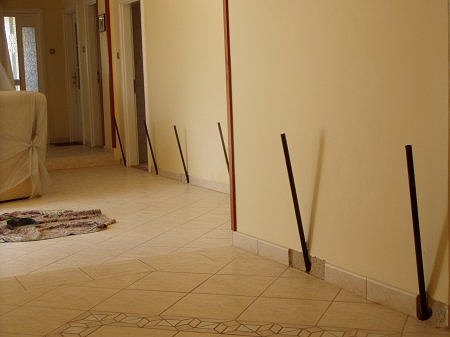 A poliuretán hab megállítja az épületsüllyedést