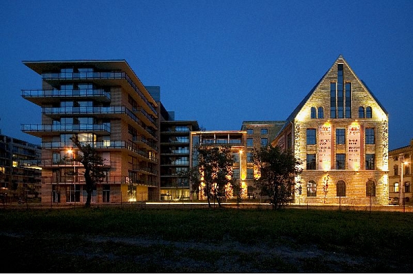 Andy Warhol és a Sacher torta Andy Warhol és a Sacher torta