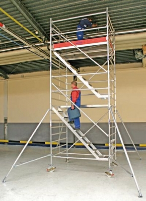 Egy ember elegendő az állványszereléshez