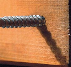 Stílusos és rozsdamentes keményfa csavar nemesacélból