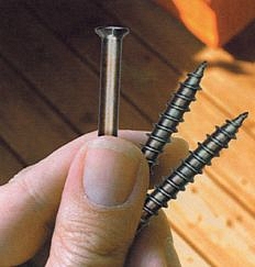 Stílusos és rozsdamentes keményfa csavar nemesacélból
