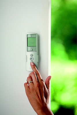 Árnyékolómozgatással jelentős energiamegtakarítás érhető el