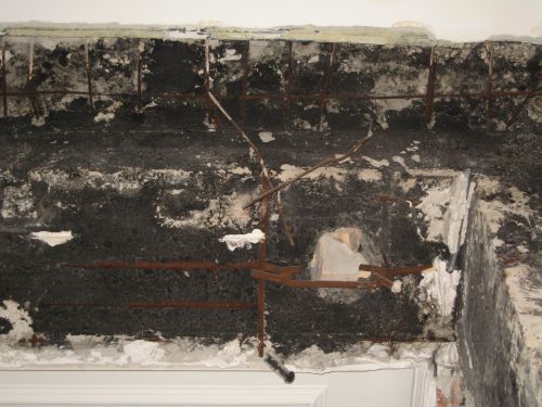 Különleges követelmények, meglepő tartószerkezeti következmények